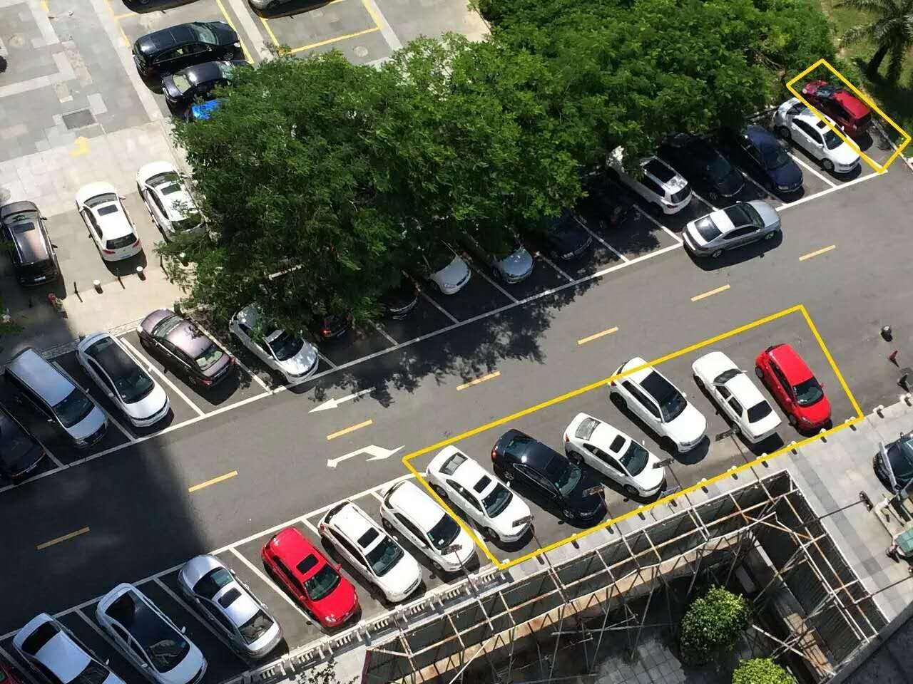 停車消費(fèi)市場(chǎng)成“大戶”去年消費(fèi)4000億 北京停車缺口355萬個(gè)