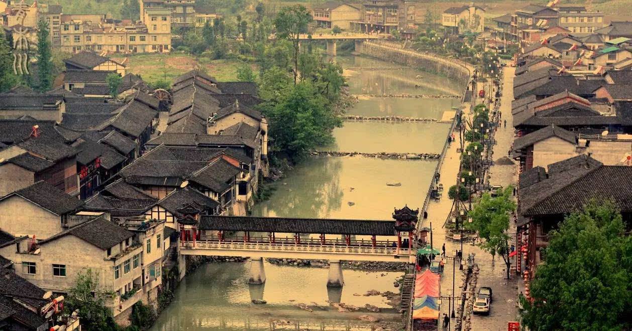 云南9月底之前105個特色小鎮全部開工建設
