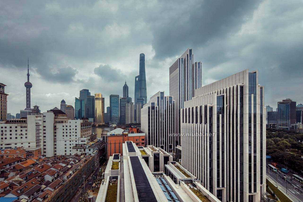 <b>適當減少一二線城市郊區耕地是否會將有效遏制房價？</b>