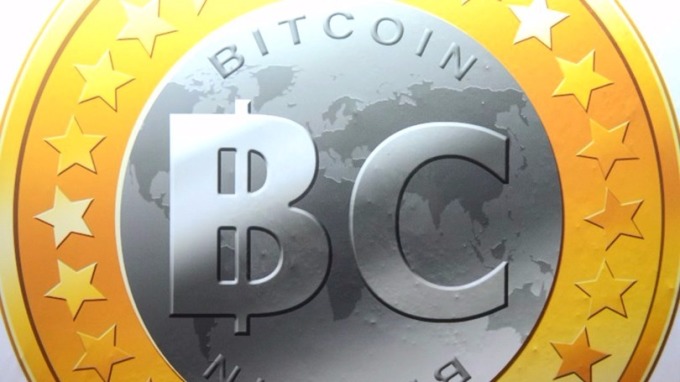 美國首個比特幣期貨交易首日大漲