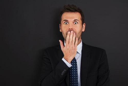 大二女生成德撲女神 顏值逆天年薪6位數！