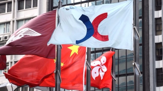 港股恒生指數收升202點 港交所推同股不同權升逾