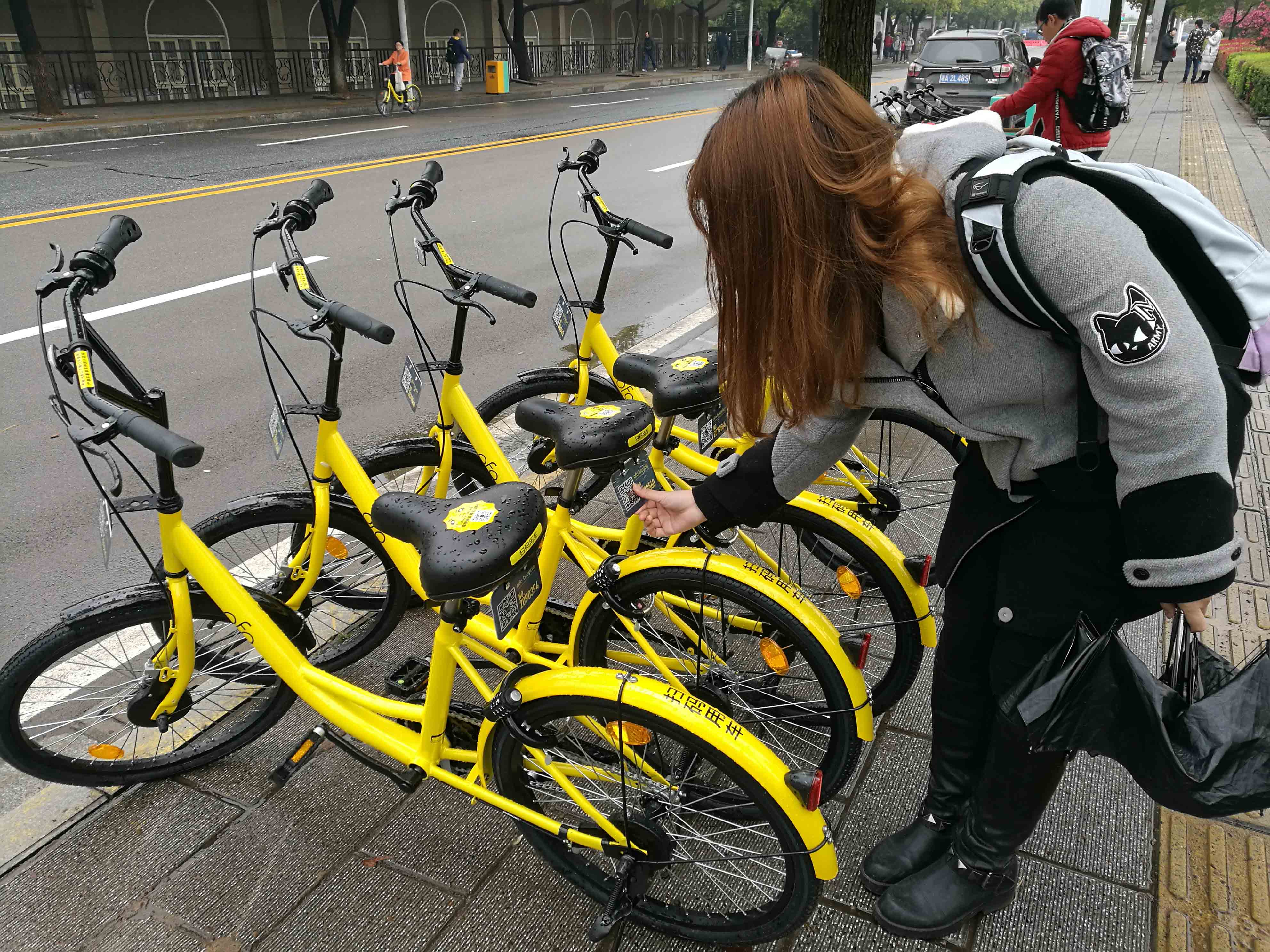 <b>共享單車運維“朋友圈”不斷擴大 亂停亂放有好轉</b>