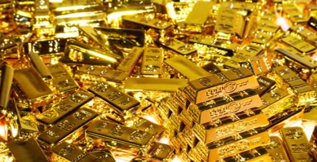美聯儲紀要鷹派黃金重挫 多重風險事件或醞釀契機