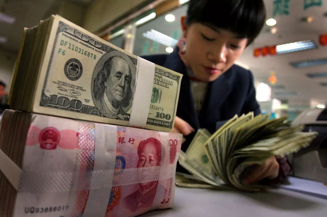 <b>現金貸有多賺錢？壞賬9.6億仍賺9.3億；50城賣地直逼6000億元</b>