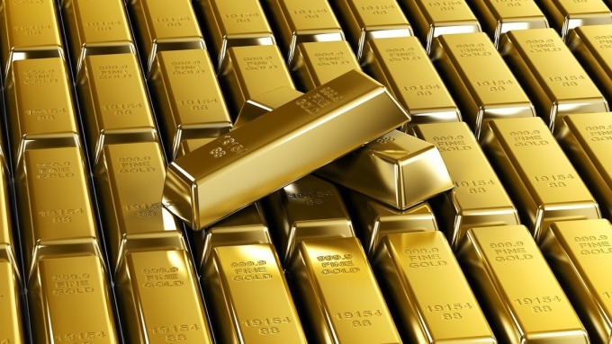 <b>金價(jià)破千十周年黃金小幅收低</b>