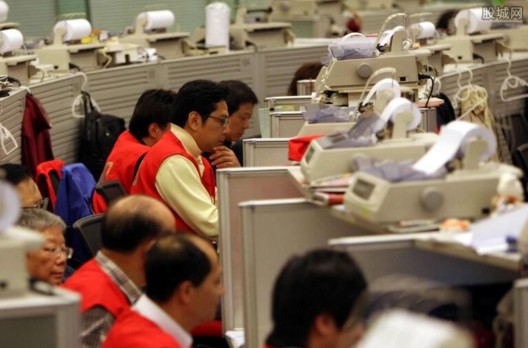 <b>港股市場金管局六度接盤50天線成阻力</b>