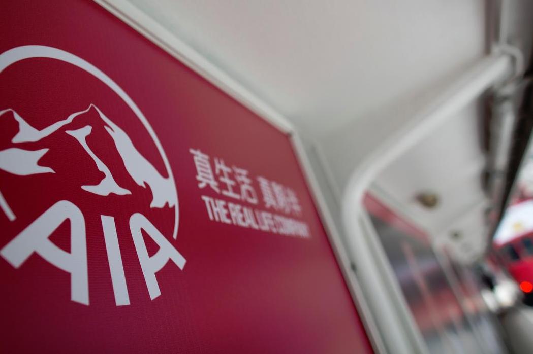 <b>恒指中午跌104點 金融股受壓好醫生僅升1.4%</b>