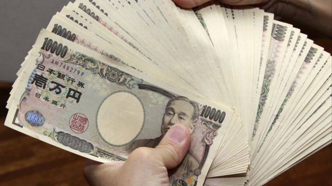全球政治動蕩與貿易戰升溫日圓漲勢超越美元