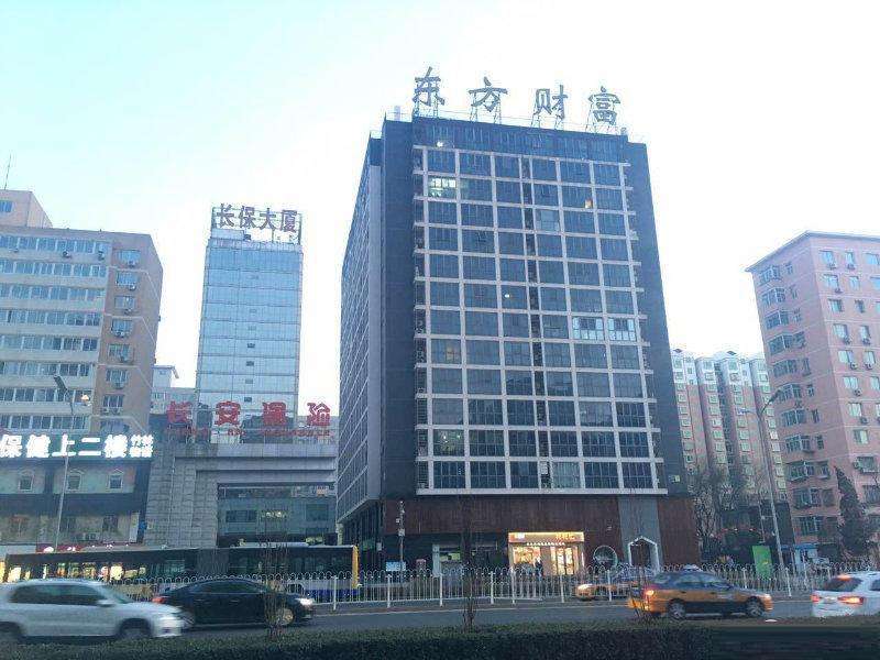 創藍籌東方財富跌停 警惕其他指標股跟跌