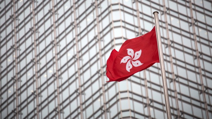 港股收評：恒指收升322點成交續增