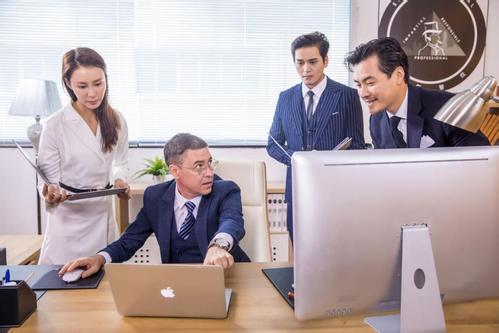 日本長債收益率飆升破紀錄 