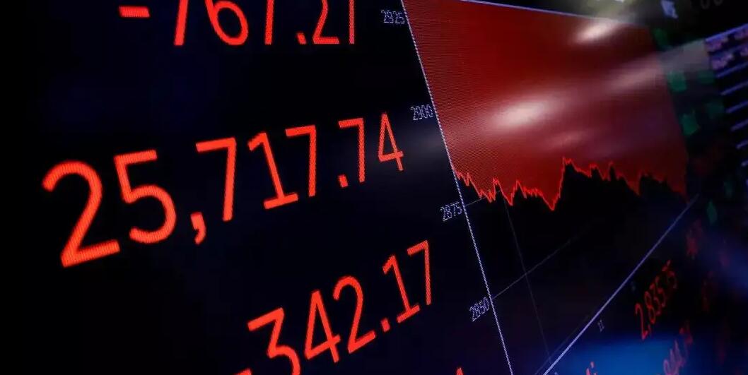 最新公募基金十大重倉股現身