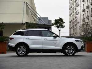 眾泰汽車 眾泰T700 2017款 基本型