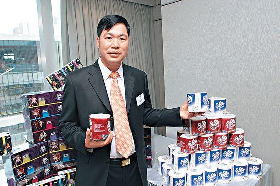 專注賣廁紙30年，廣東小伙把1毛錢生意做到百億！