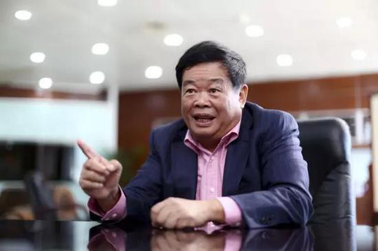 商界大佬又添段子手：當了全球老大，不過如此