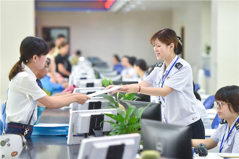 全面營改增試點20個月成效顯著：累計減稅14075億元！