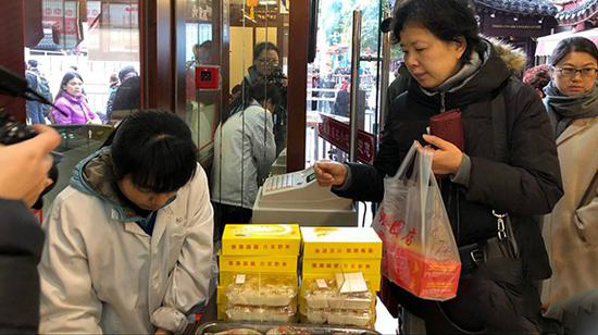 創(chuàng)業(yè)資訊：10萬只湯圓不夠賣1天 湯圓店師傅需凌晨趕工！