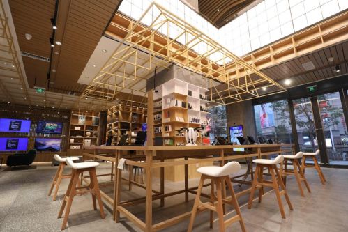 蘇寧極物上線對標網易嚴選 計劃3年擴張至300家店面