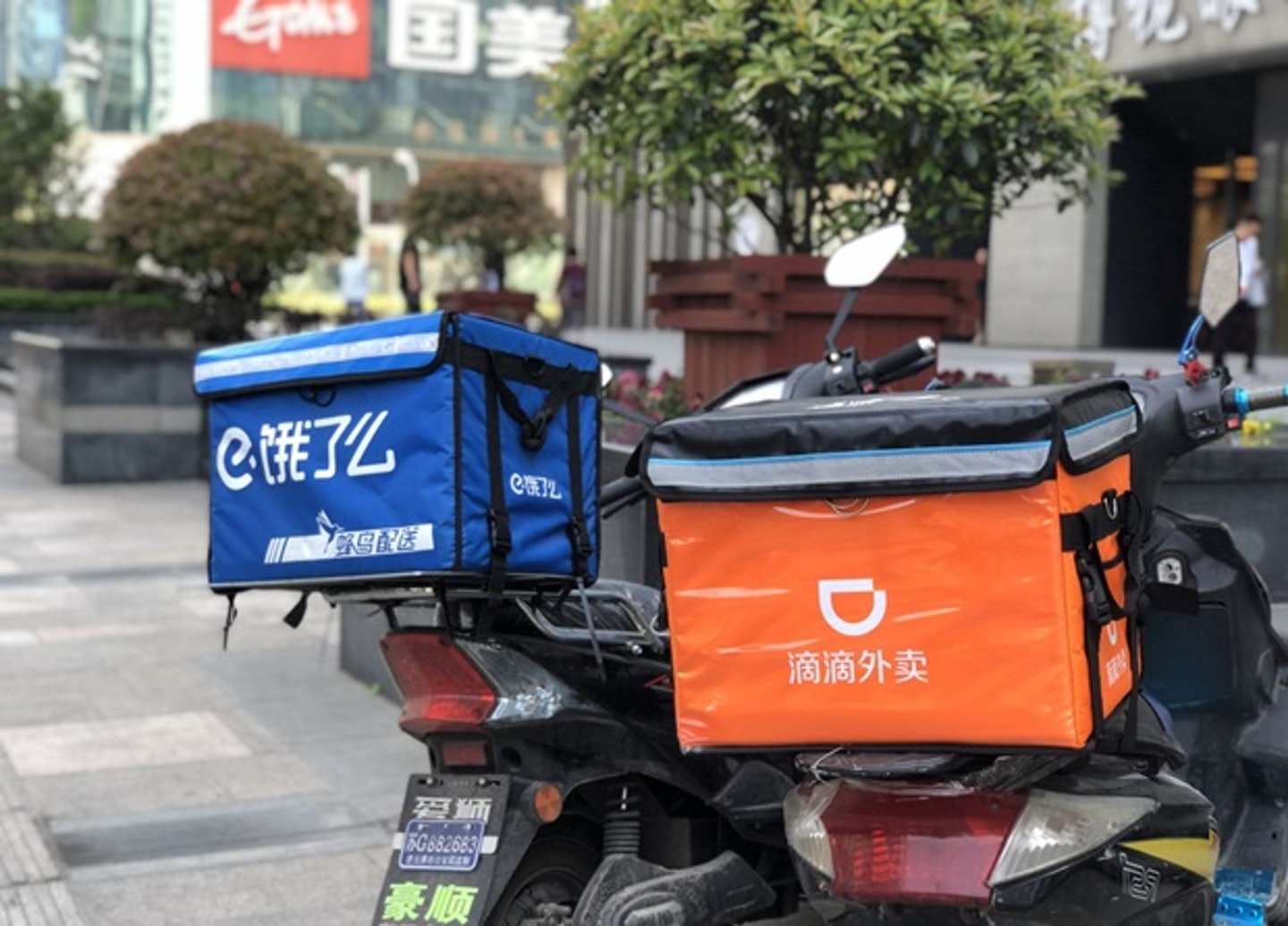 三大外賣巨頭無錫搶市場：1份炸雞1分錢 全城點
