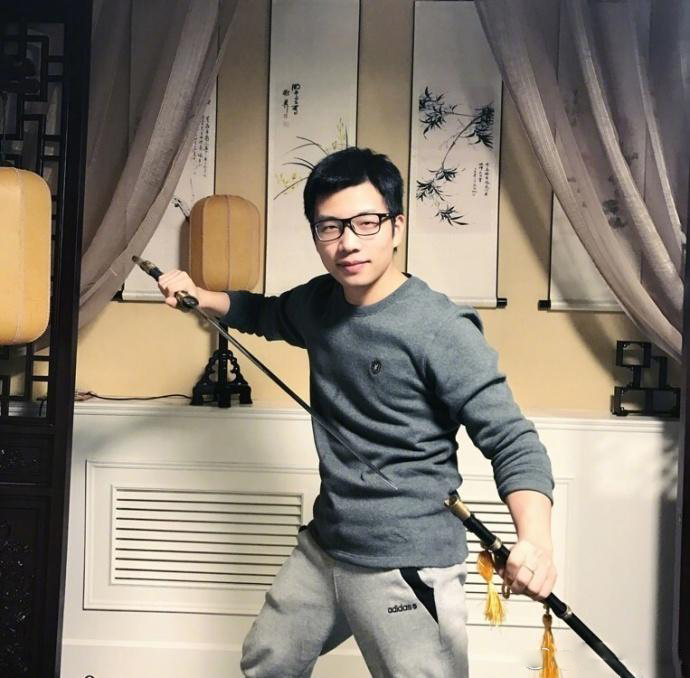 青年創業：90后陶淵明后人做主播 靠講故事月入百萬