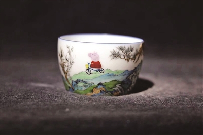 創(chuàng)意營銷：“小豬佩奇游春”琺瑯白瓷杯走紅 已有同款售賣