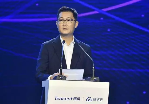 馬化騰發(fā)布超級大腦：AI in all