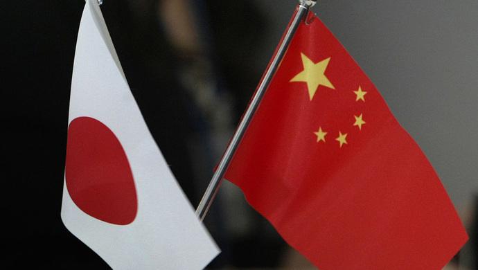 靠忽悠？日本稱中國在東?！罢急阋恕保?/></div>
						</a>
					<div   id="gamwgocgk"   class="news-txt" >
								<h4><a href="/html/mingjia/redian/20180531/157540.html" title="靠忽悠？日本稱中國在東?！罢急阋恕?！" target="_blank">靠忽悠？日本稱中國在東?！罢急阋恕保?/a></h4>
						<p>日本是中國的鄰國，民族性格卻極具兩面性，在美俄面前被壓得抬不起頭，對中國卻是別有一番姿態。這不，剛剛在美俄相繼吃了閉門羹的日本，還不忘打中國的主意，看來此前所謂的</p>
								<div   id="gamwgocgk"   class="label_tag">
									<a target=