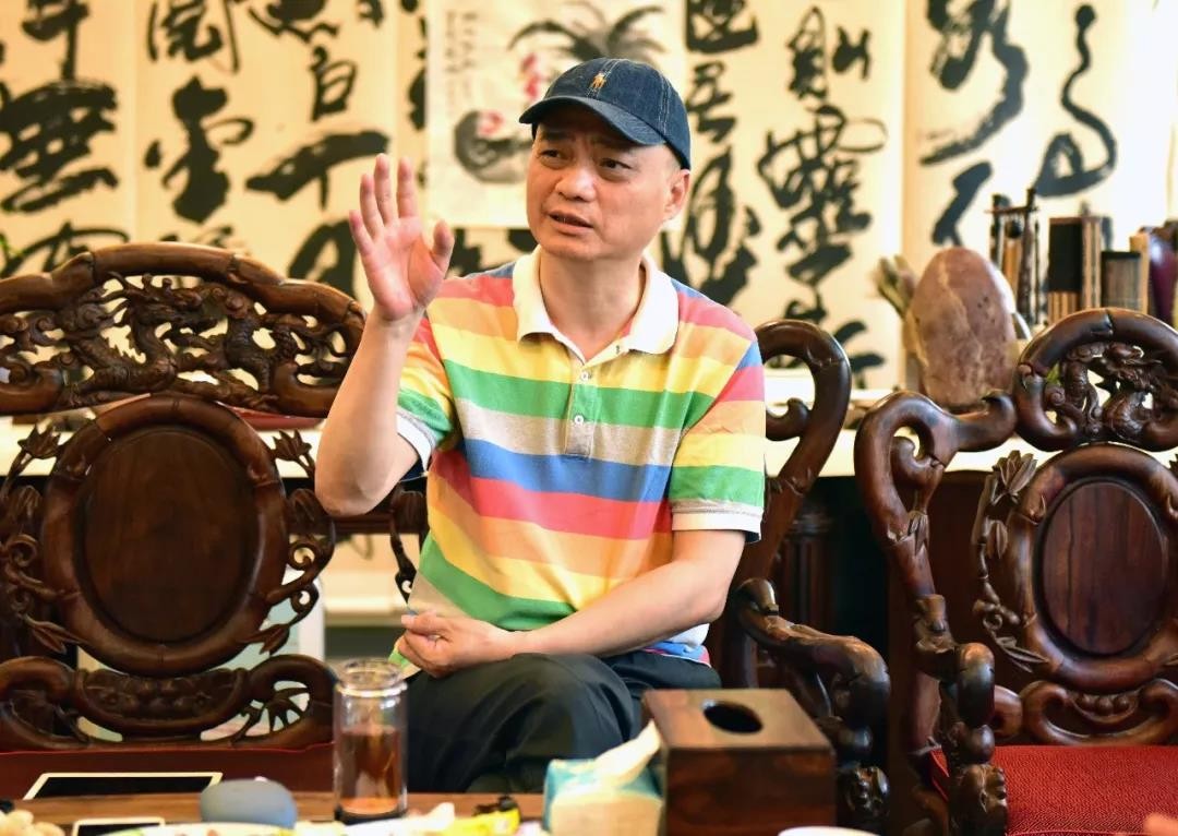 <b>7.5億！崔永元再爆猛料 網(wǎng)友哀嘆個稅高</b>