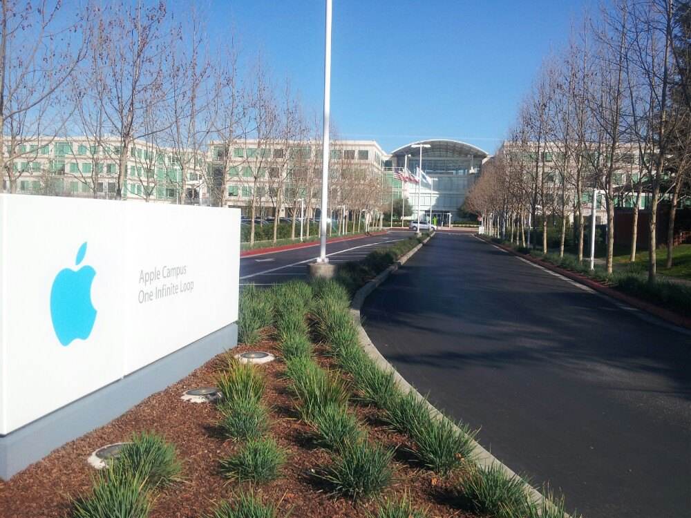 中國市場銷售疲軟 蘋果股價暴跌8%！