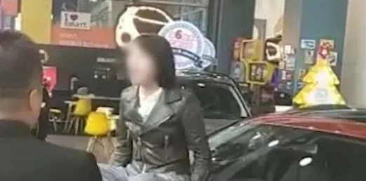 奔馳女車主回應：西安奔馳女車主