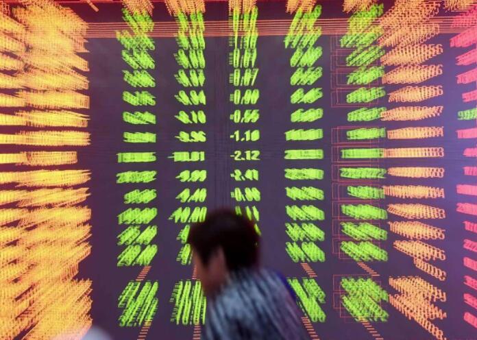 配資牌照查詢-外圍大跌就把你嚇傻了？