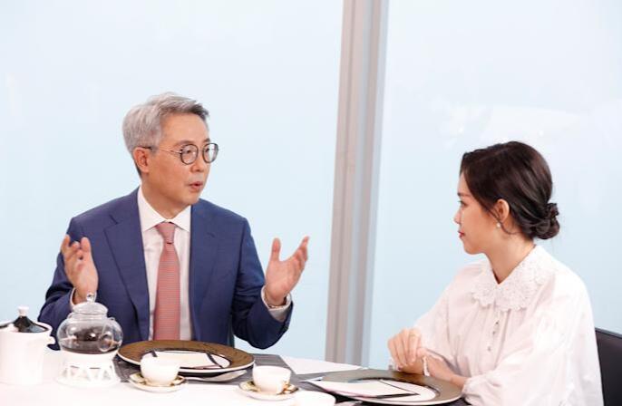 <b>A股冰與火之歌：“寧王”向左，茅臺向右</b>