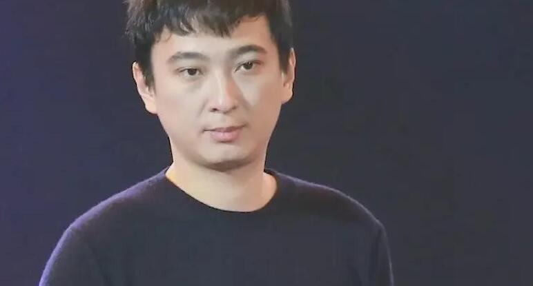 王思聰稱應(yīng)嚴查以嶺藥業(yè)遭回懟