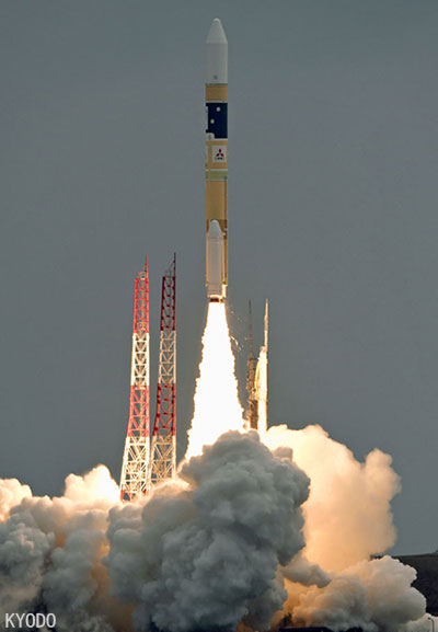 成功發射的H2A火箭34號機（6月1日，鹿兒島種子島宇宙中心，Kyodo）