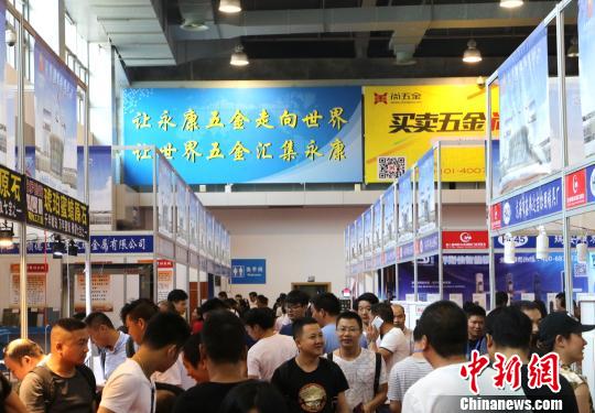 第八屆中國(永康)國際門博會，人氣爆棚。　徐瀚文 攝