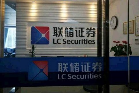 股票技術基礎知識　股票操作技巧揭秘：閃崩次