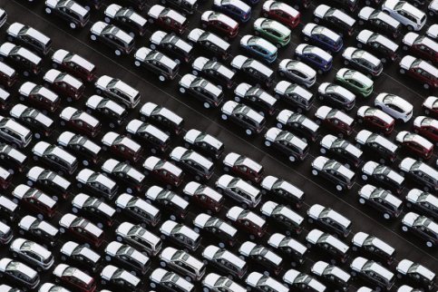 汽車流通協(xié)會(huì)發(fā)布數(shù)據(jù) 連續(xù)6個(gè)月汽車庫(kù)存系數(shù)超警戒線