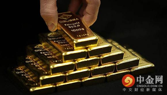 Gan稱“鑒于黃金價格已經接近我們的年終預期，我們認為，如果進入第三季度風險偏好回升，可能會使黃金價格出現短期上行風險。”