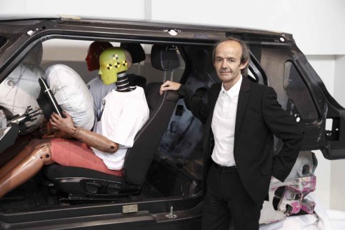 賈躍亭赴美造車，寶馬i系列之父加盟