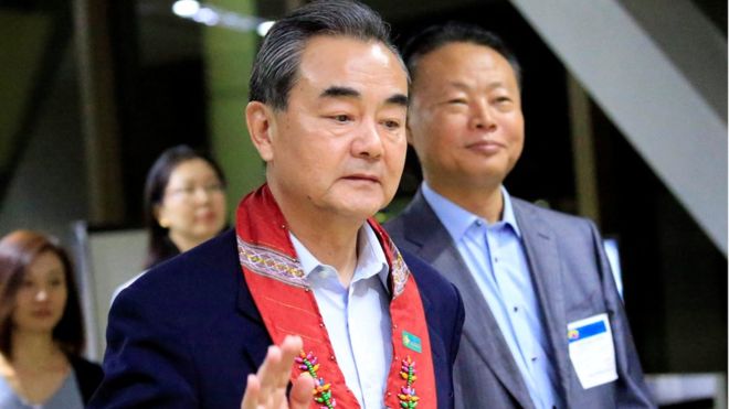 外交部長王毅