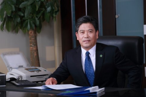 國務院決定張慎峰任中國證券監督管理委員會主席助理
