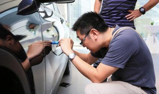 驗車小細節 4S店銷售把你當做老司機