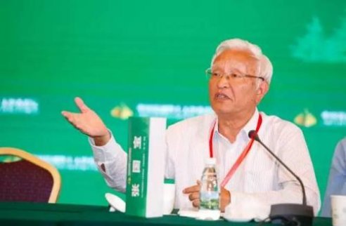 振興東北推動者:東北輕工業都垮了 企業家流著淚離開