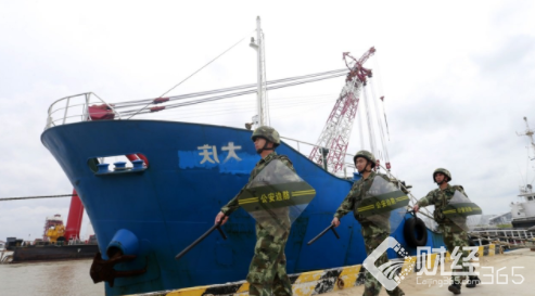 【財經快訊】走私船偽裝成中國船　竟把中文船號噴反