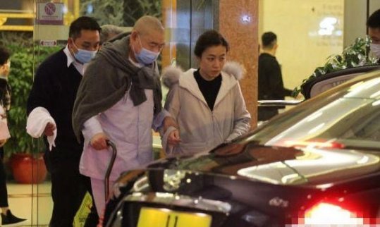 劉鑾雄太太第三胎 ”港股狙擊手”曾81億舉牌恒大