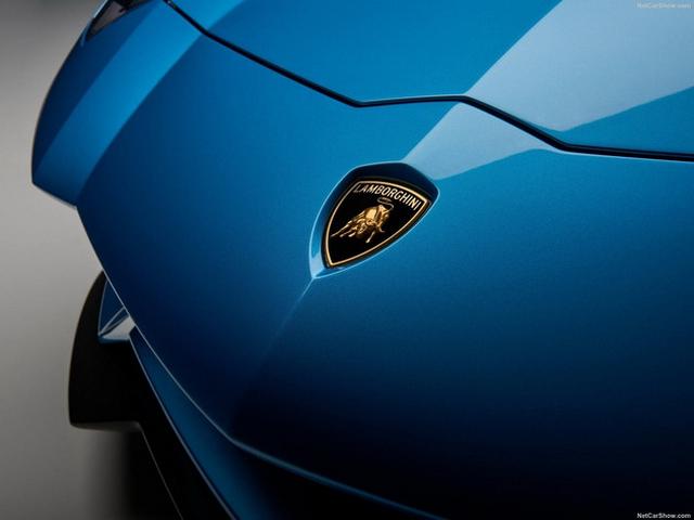 蘭博基尼Aventador S敞篷版 動力搭載6.5L V12發動機