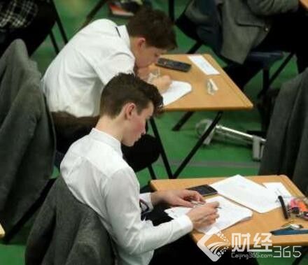 創業早報：劍橋擬允許學生電腦答卷 騰訊音樂與阿里音樂合作