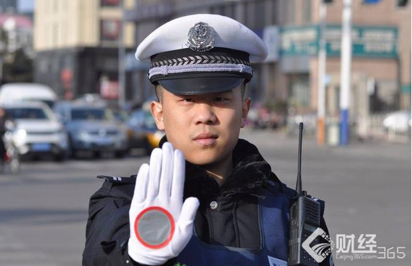 不懂這些交通法規(guī)你就OUT了！讓你一秒牢記不扣分！