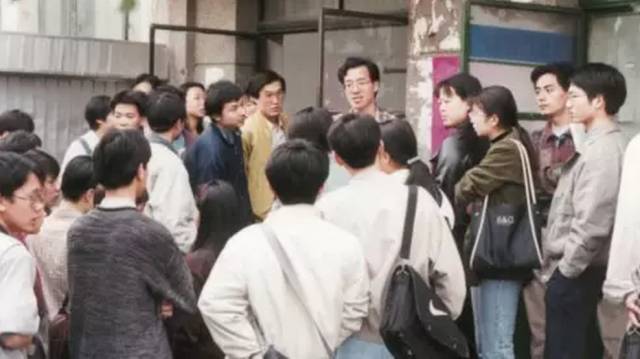 創業資訊：大佬們創業都這么“慘” 你還有什么挺不過去！